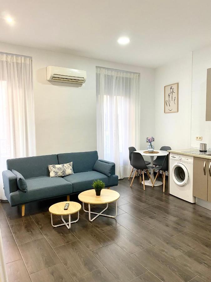 Apartamentos Fuencarral II Madri Exterior foto