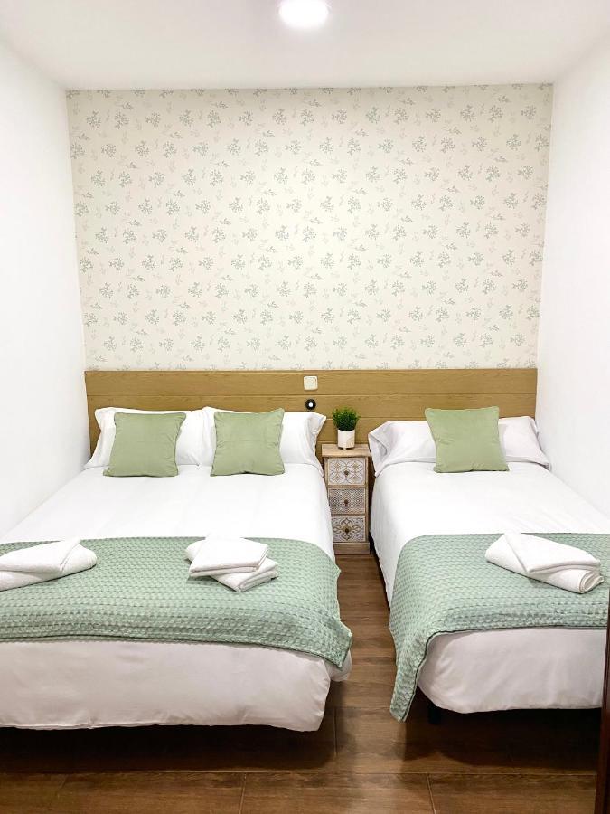 Apartamentos Fuencarral II Madri Quarto foto